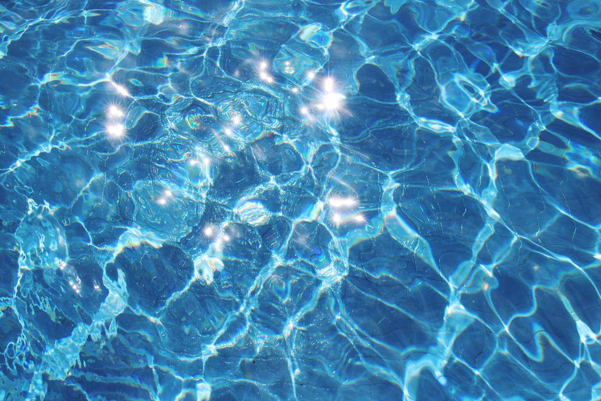What are the NonChlorine Pool Maintenance Options? Pros/Cons?